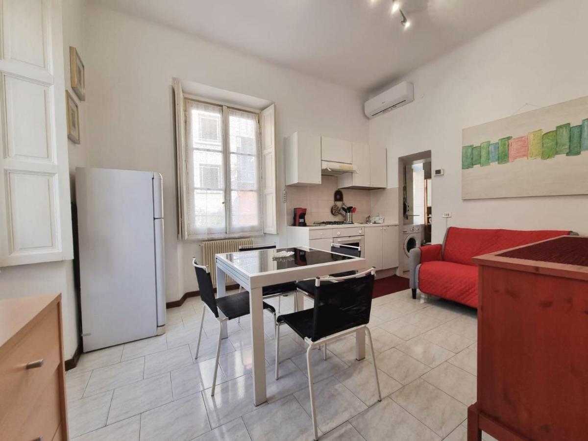 Relaxing Apartment In The Heart Of Milánó Kültér fotó